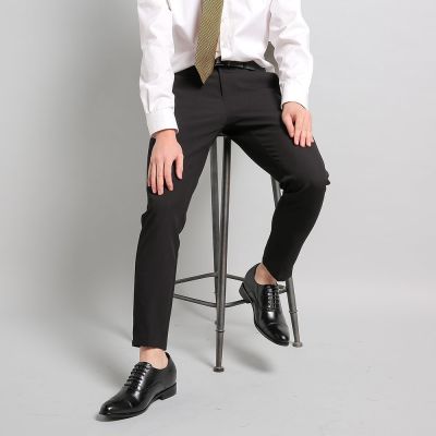 CMR CHAMARIPA Buty typu Oxford z podwyższeniem, wykonane ze skóry bydlęcej, dodają 7 cm wzrostu.