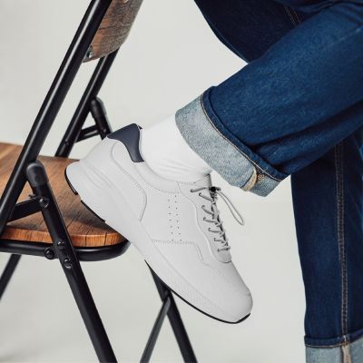 CMR CHAMARIPA męskie buty podwyższające | Białe skórzane sneakersy, które dodają 7CM wzrostu