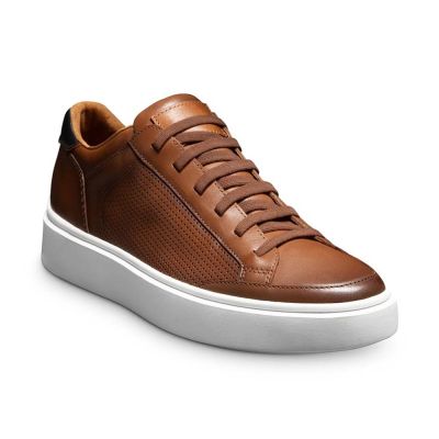 Buty męskie podwyższające – Brązowe premium sneakersy niskie ze skóry 7 cm