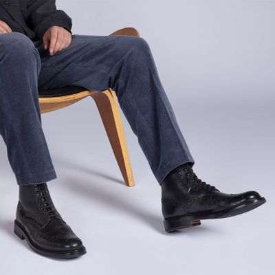 Wysokie botki męskie CMR CHAMARIPA | Czarne botki full brogues ze skóry cordovan 7 CM