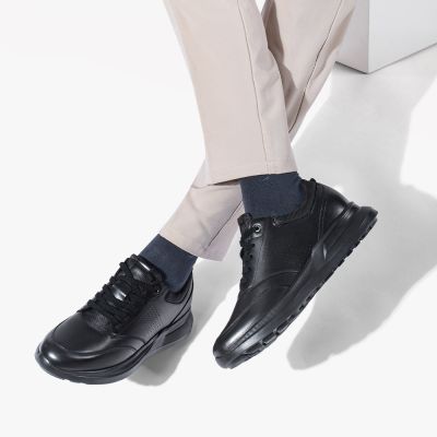 CMR CHAMARIPA Buty z ukrytym podwyższającym obcasem – Czarne buty codzienne męskie z obcasem 7 cm
