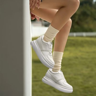 CMR CHAMARIPA sneakersy na platformie off-white | buty podwyższające damskie 8 cm