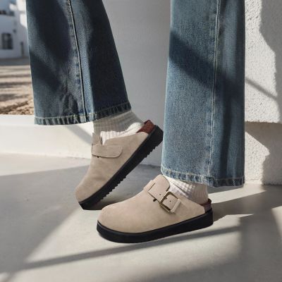 CMR CHAMARIPA buty podwyższające damskie | Morelowe zamszowe klapki z klamrą 5 cm